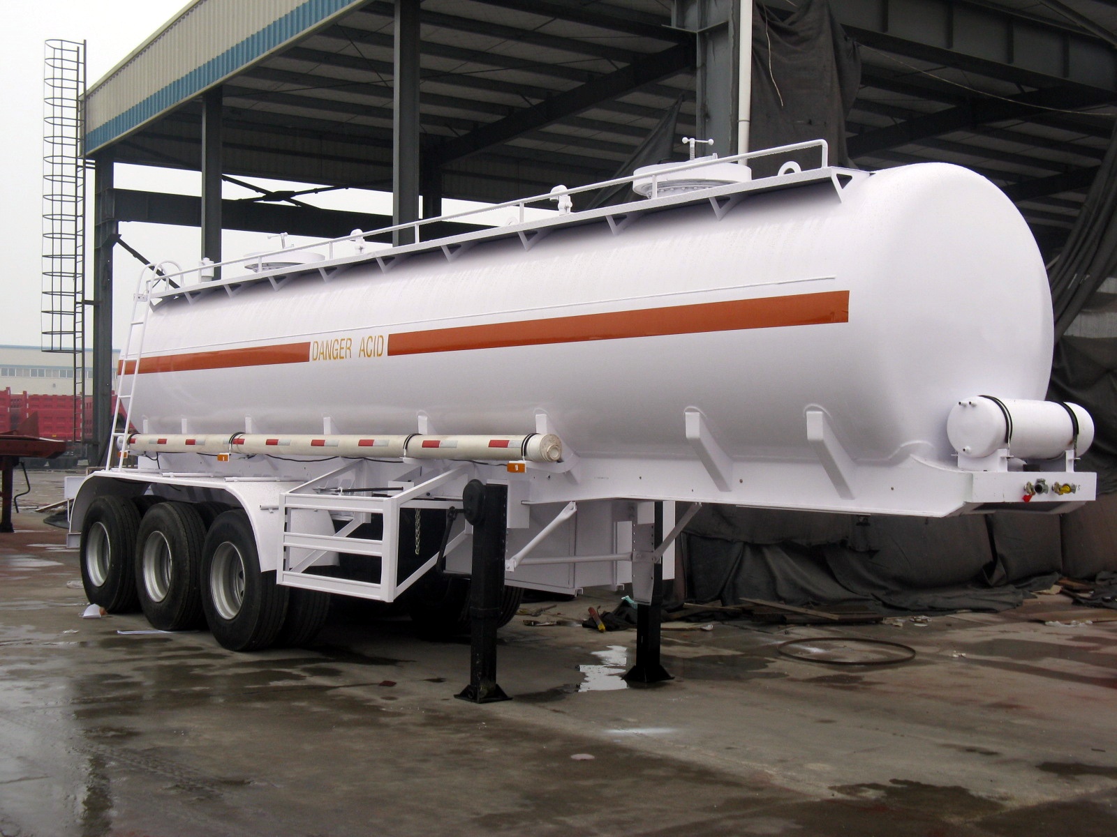 Chemical Liquid Trailer