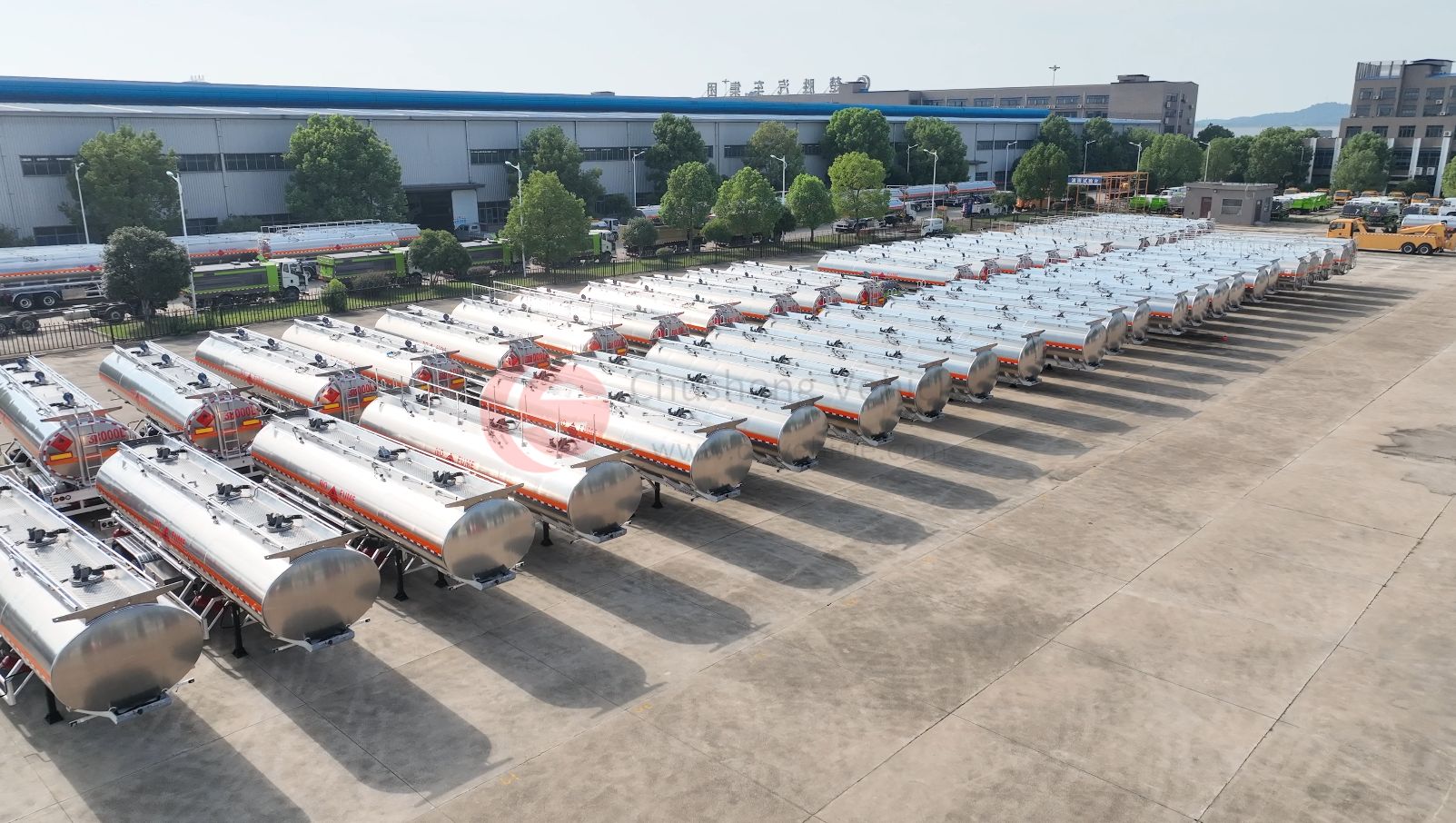 fuel tank semi trailer truck3-Chusheng Vehicle