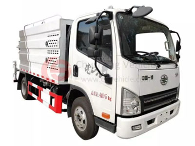 dust supression truck.jpg