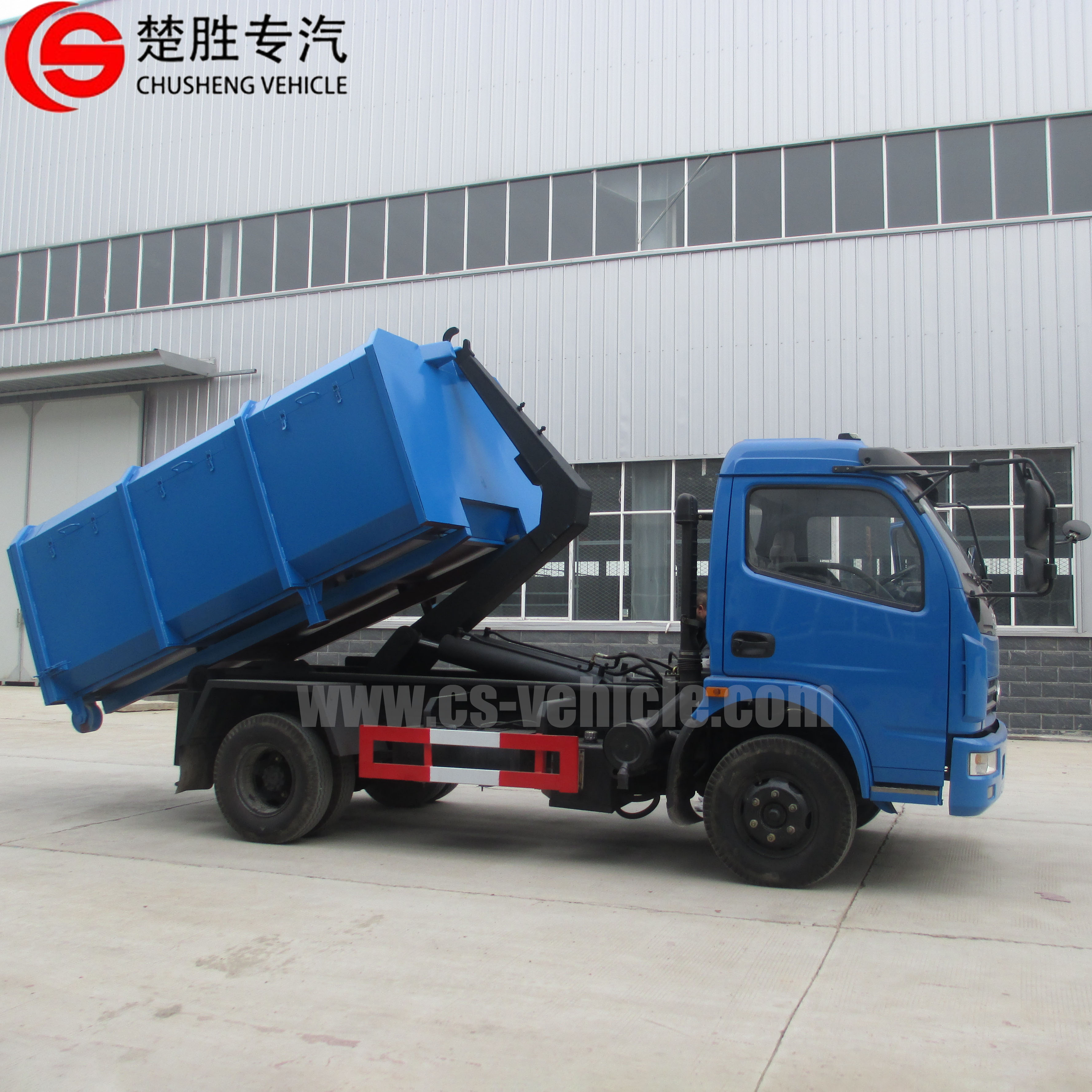 DONGFENG 4*2 Hook Arm Garbage Truck with Compaction Function Hydraulic Skip Loader Truck for Waste Collection