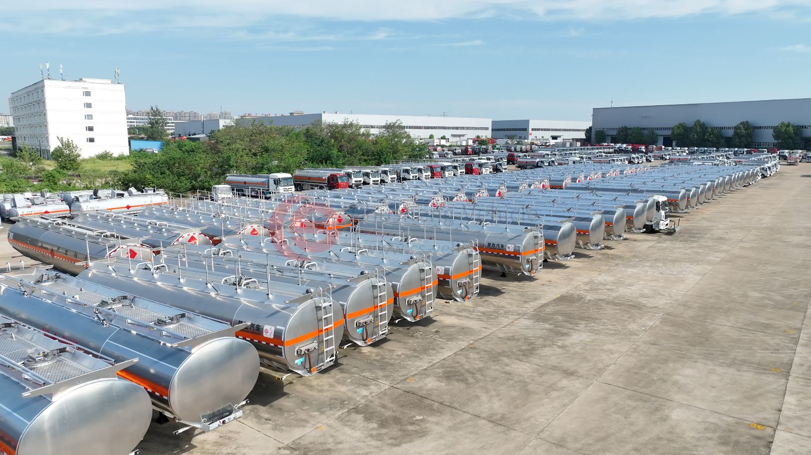fuel tank semi trailer truck-Chusheng Vehicle2