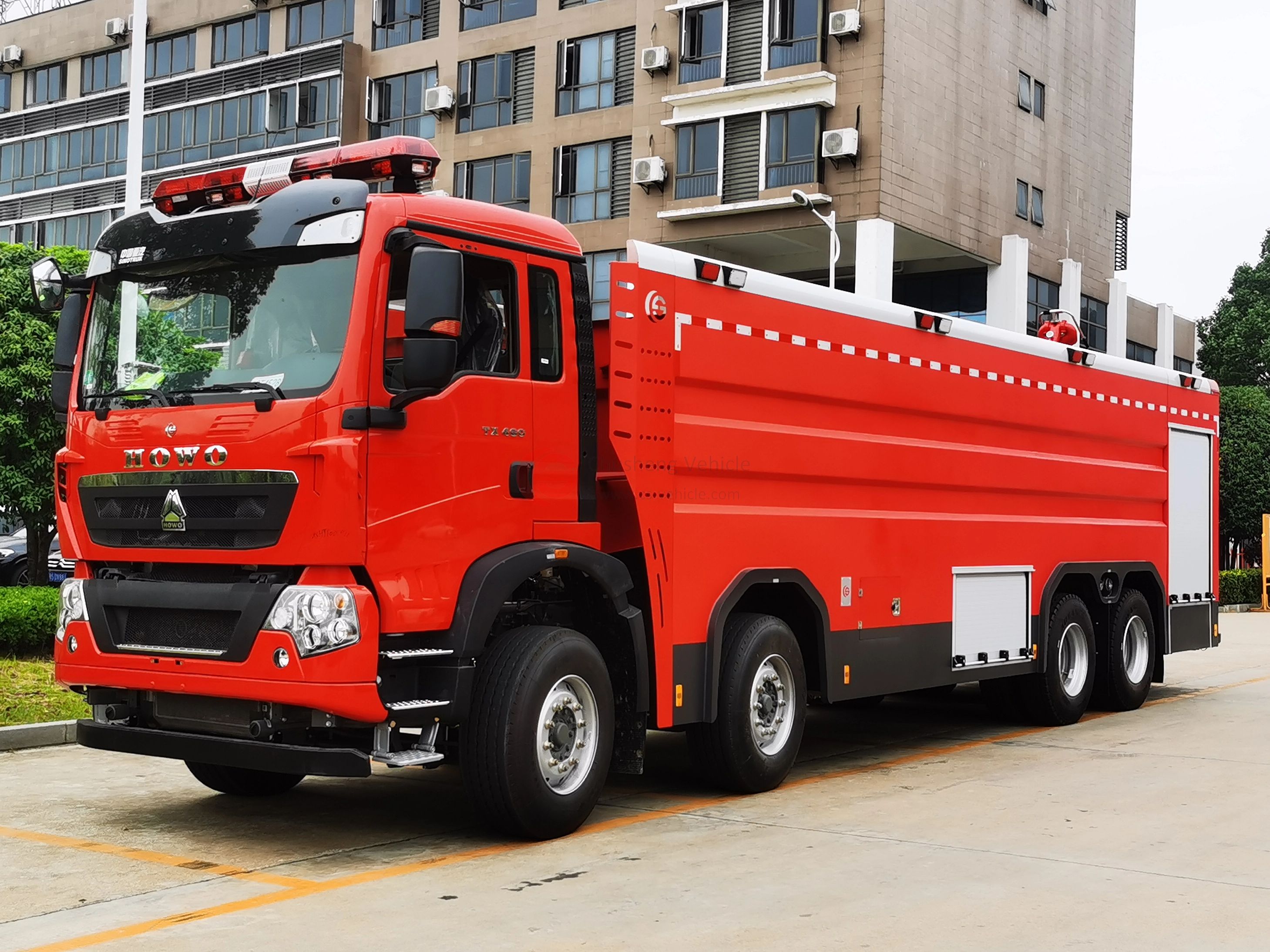 Recommend--Hot sales Howo &x4 water tank fire truck! (Support OEM)