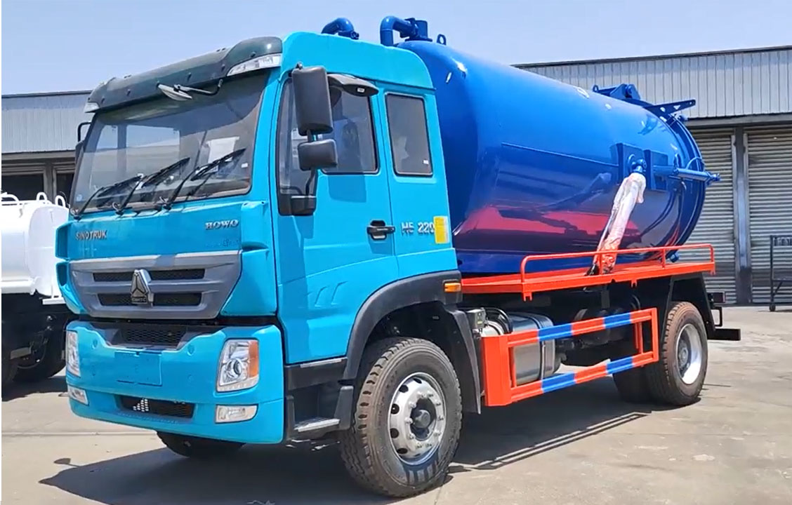 The New Howo 4x2 Sewage Suction Truck